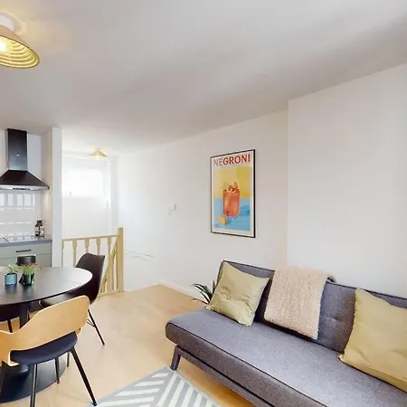 House W 35 * Liege